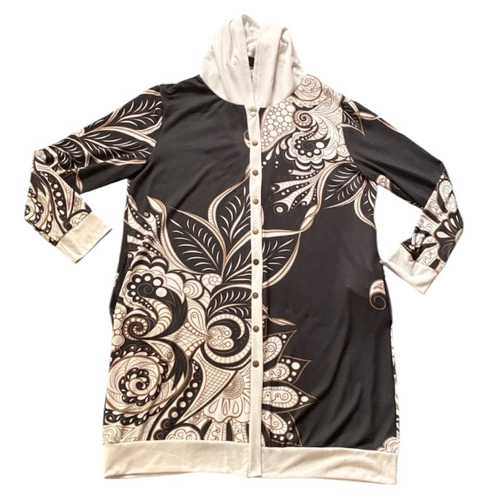 NEW beautiful black and cream long hooded sweater size 2X